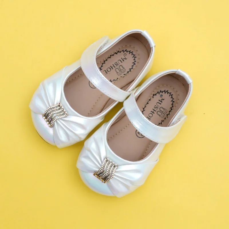 Customer Appreciation Sale White & Golden Belly Shoes for Baby Girls