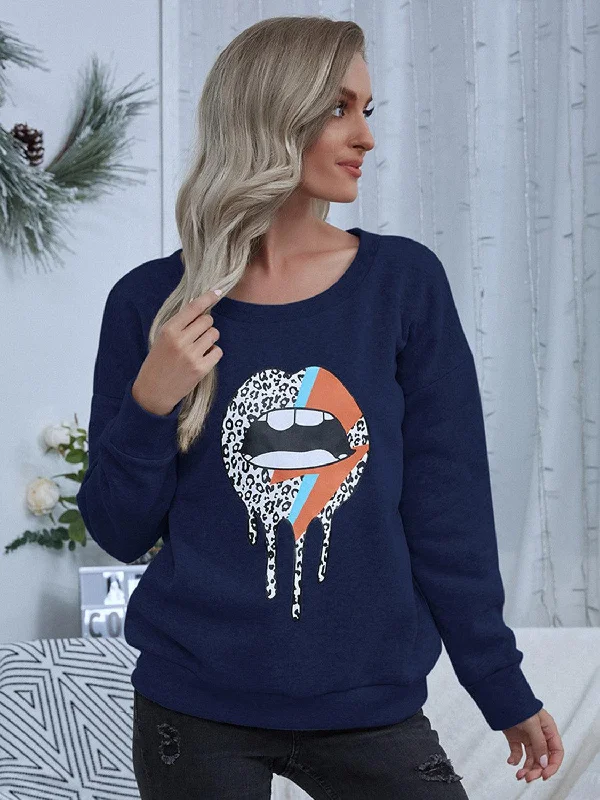 Lip Graphic Sweatshirt in 2 Colors