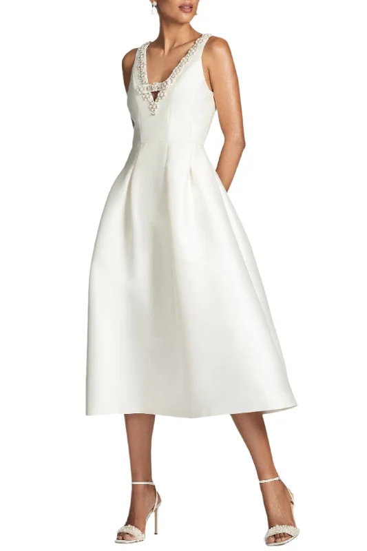 Special Price Millie Dress in Off White