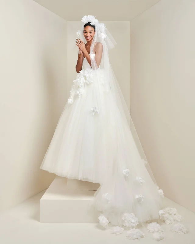 Savings Galore VRM444V – HORTENSIA SUMMER GARDENS VEIL