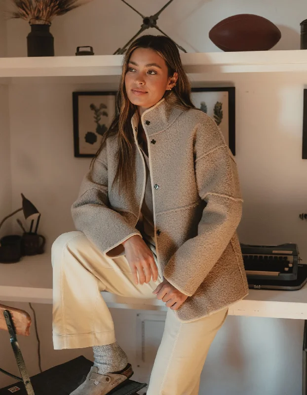 Savings Spectacular Highland Fleece Snap Coat in Oat