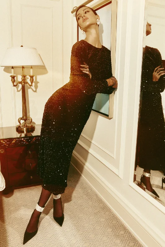 Today’s Deal Sequin Decorated Velvet Long Sleeve Midi Dress
