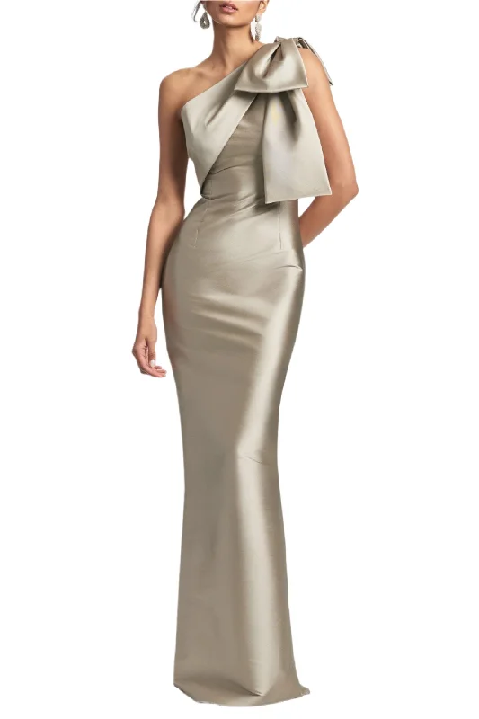 New Markdowns Bonnie Gown in Pewter