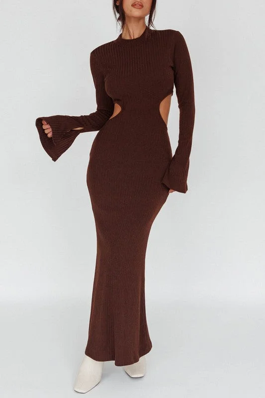 Exclusive Savings LONG SLEEVED FALRED MIDI DRESS