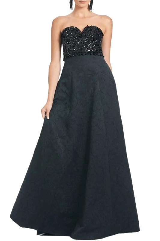 Stock Clearance Lillian Gown in Black