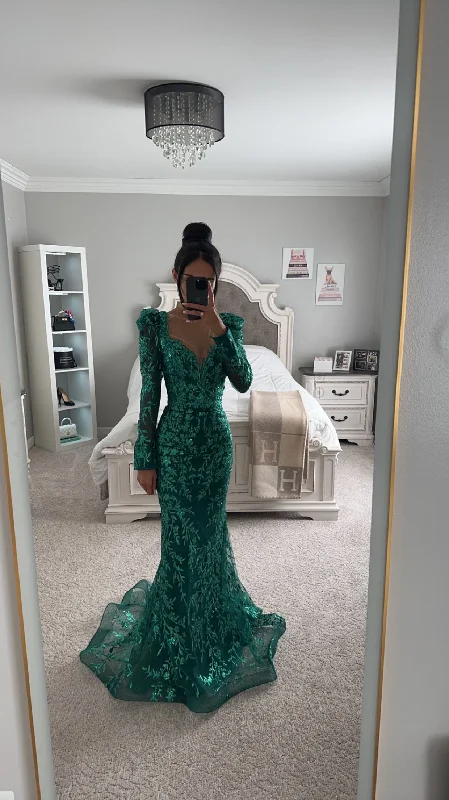 Super Deal LONG SLEEVE GLITTER PRINT GOWN