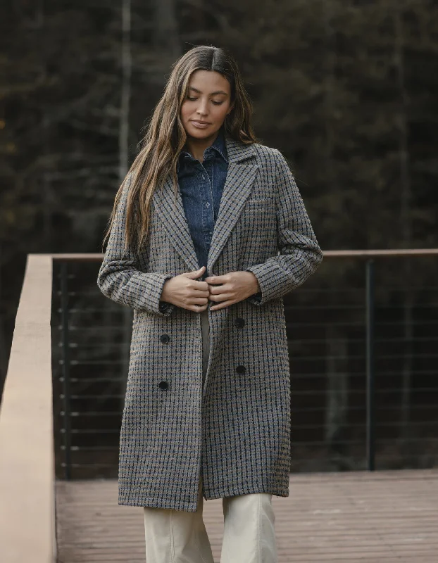 Deep Discounts Pop Coat in Houndstooth Multi