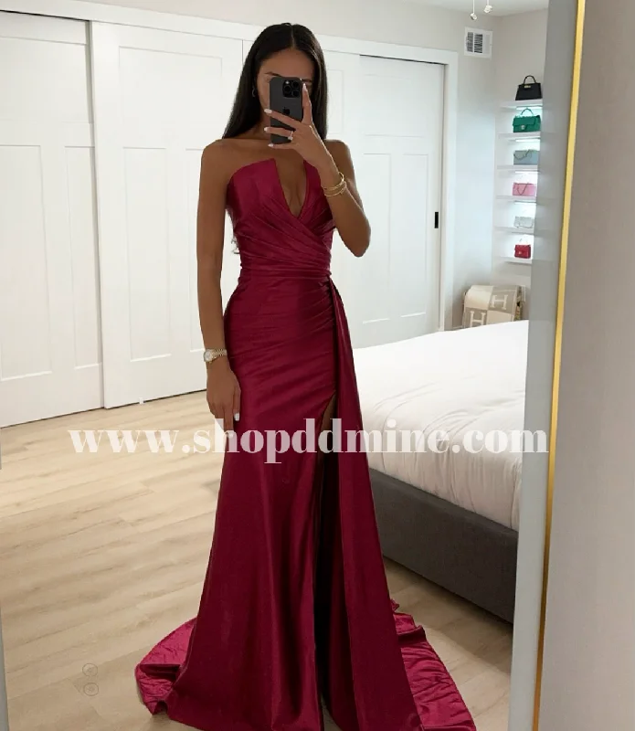 Take Advantage STRAPLESS SATIN GOWN