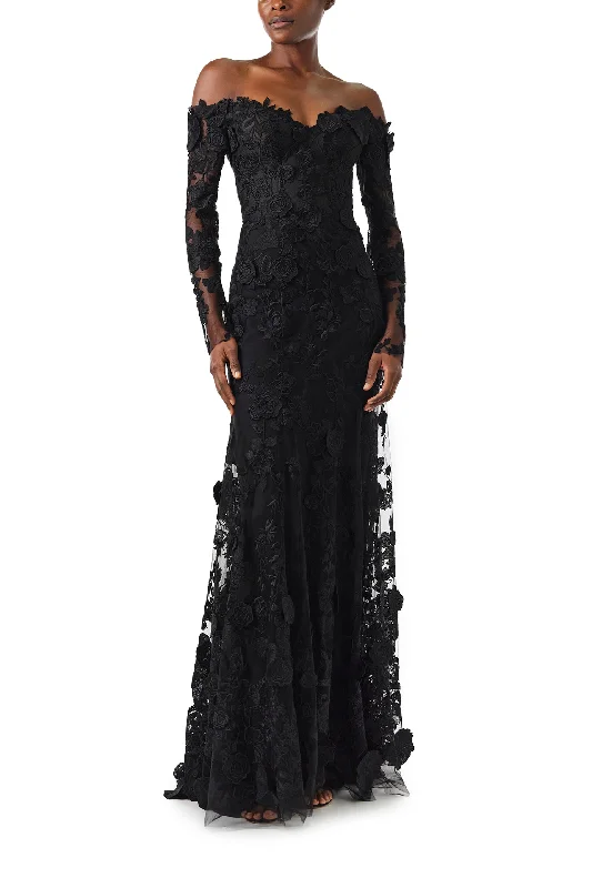 Steals and Deals Off-The-Shoulder Lace Trumpet Gown