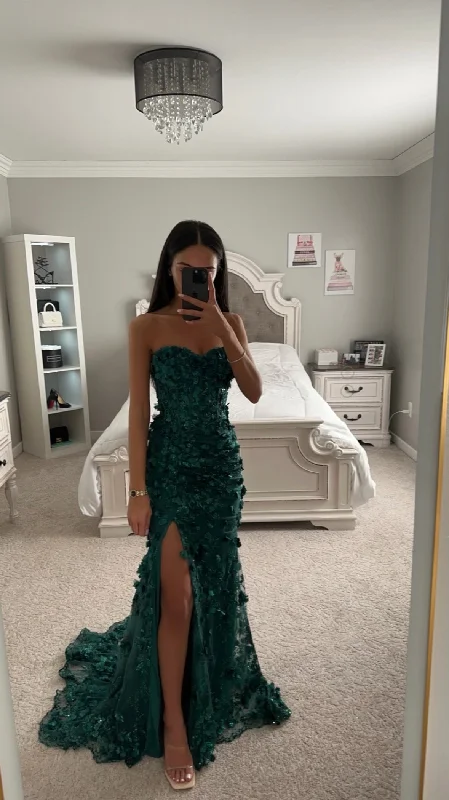 Hurry In HYDRANGEA MERMAID CORSET GOWN